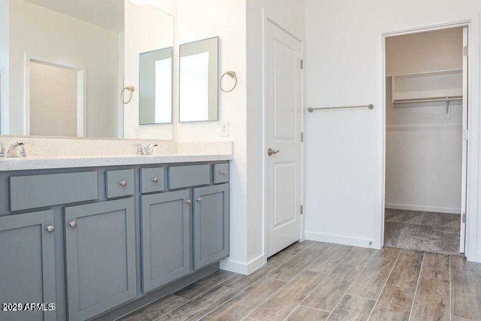 15815 N 65th Ave - Photo 6 of 13