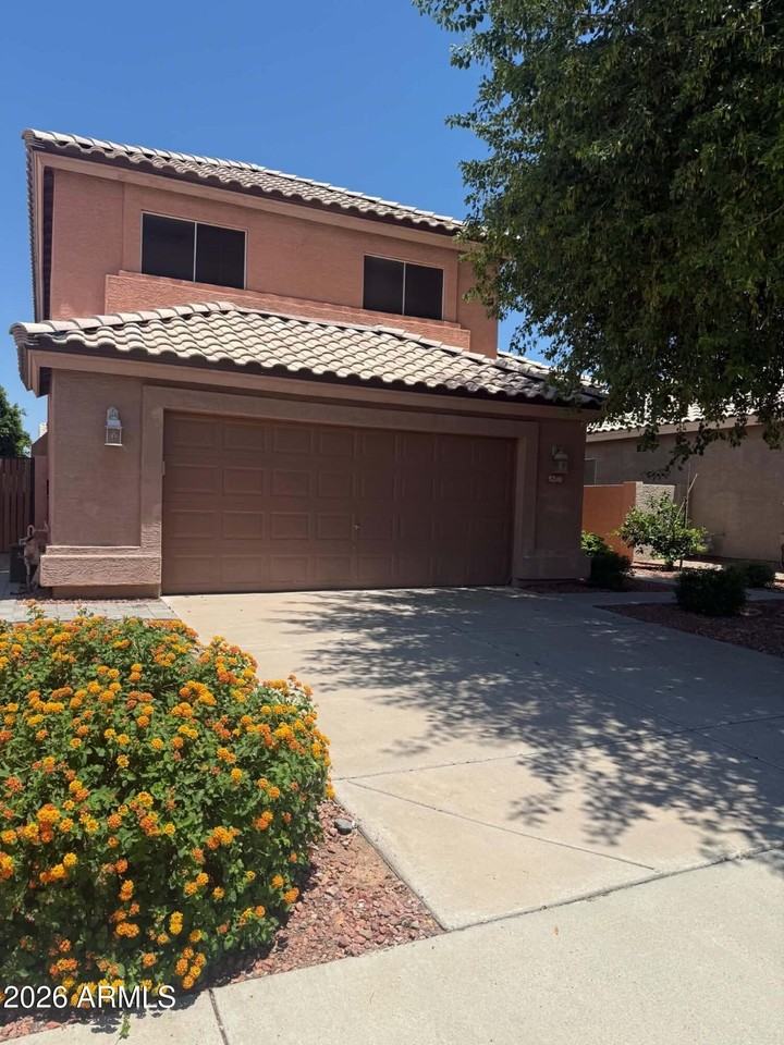5200 W Shannon St - Photo 2 of 21