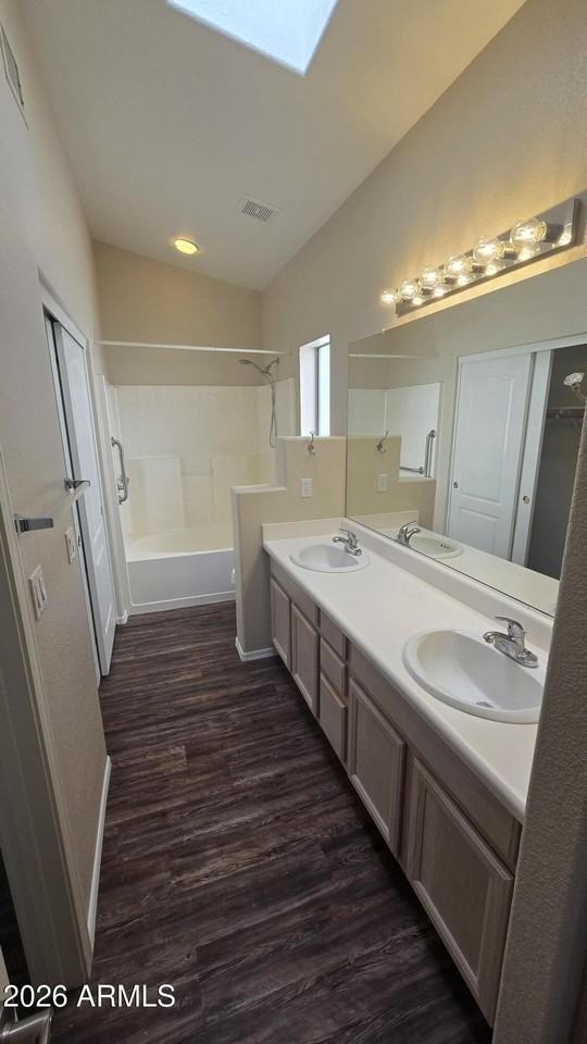 8362 W Melinda Ln - Photo 4 of 36