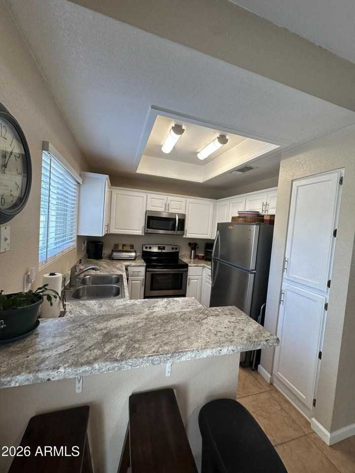 2941 N Oregon St #7 - Photo 6 of 15