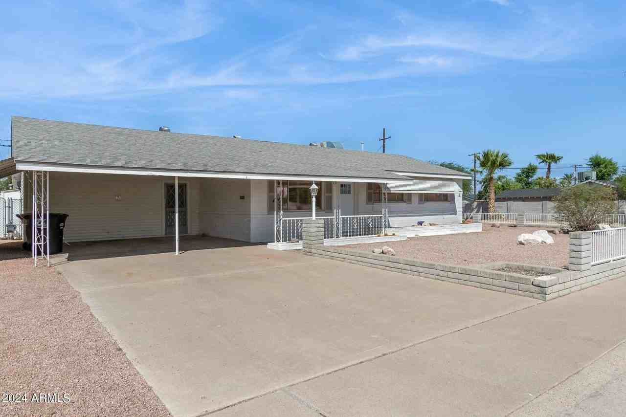 7344 E Polk St - Photo 3 of 26