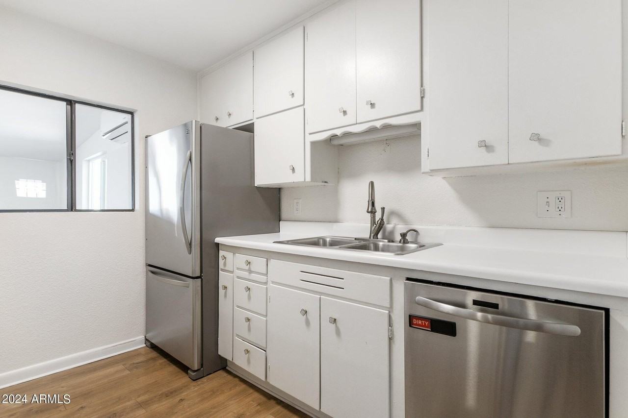 7344 E Polk St - Photo 6 of 26