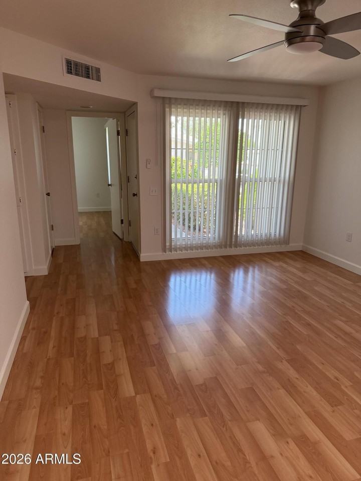 10833 W Santa Fe Dr - Photo 2 of 20
