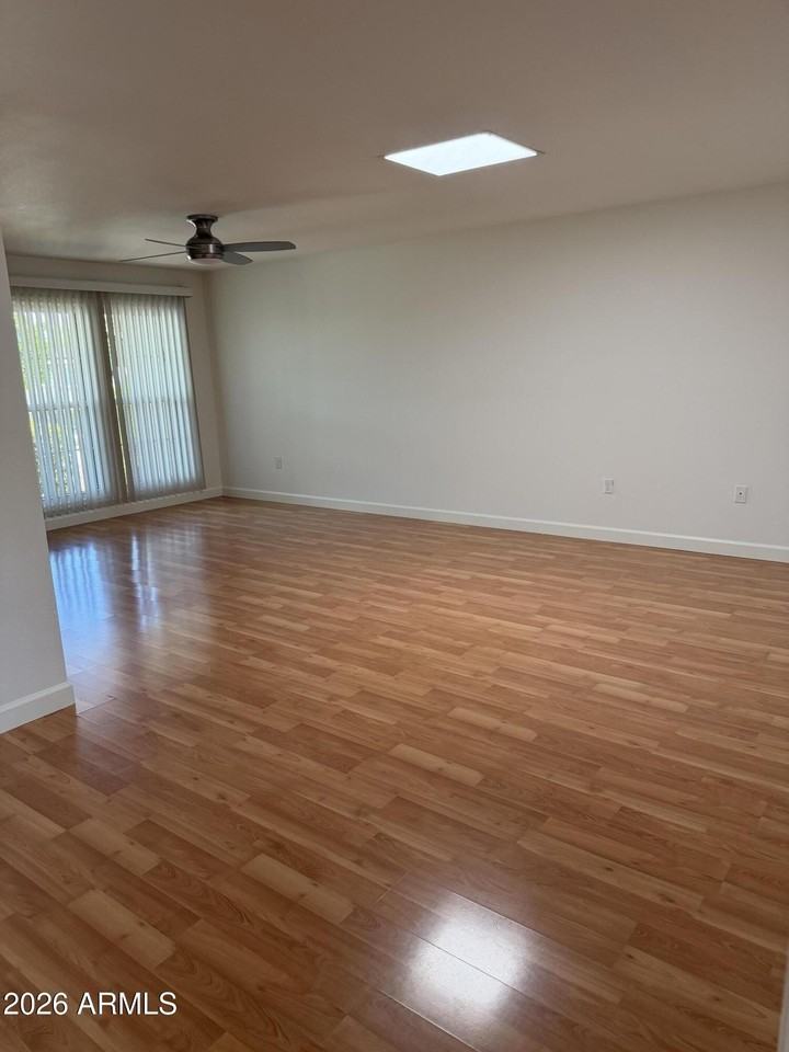 10833 W Santa Fe Dr - Photo 4 of 20
