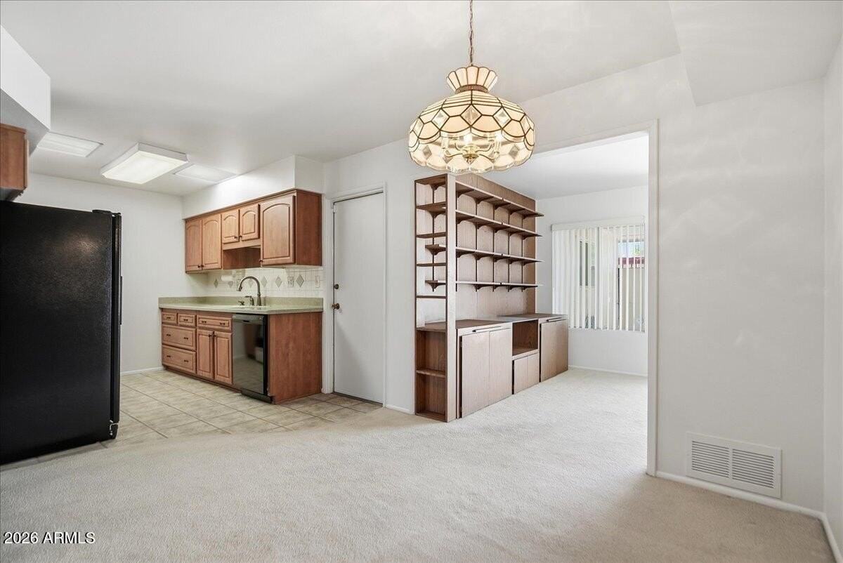 9907 W Cedar Dr - Photo 7 of 30