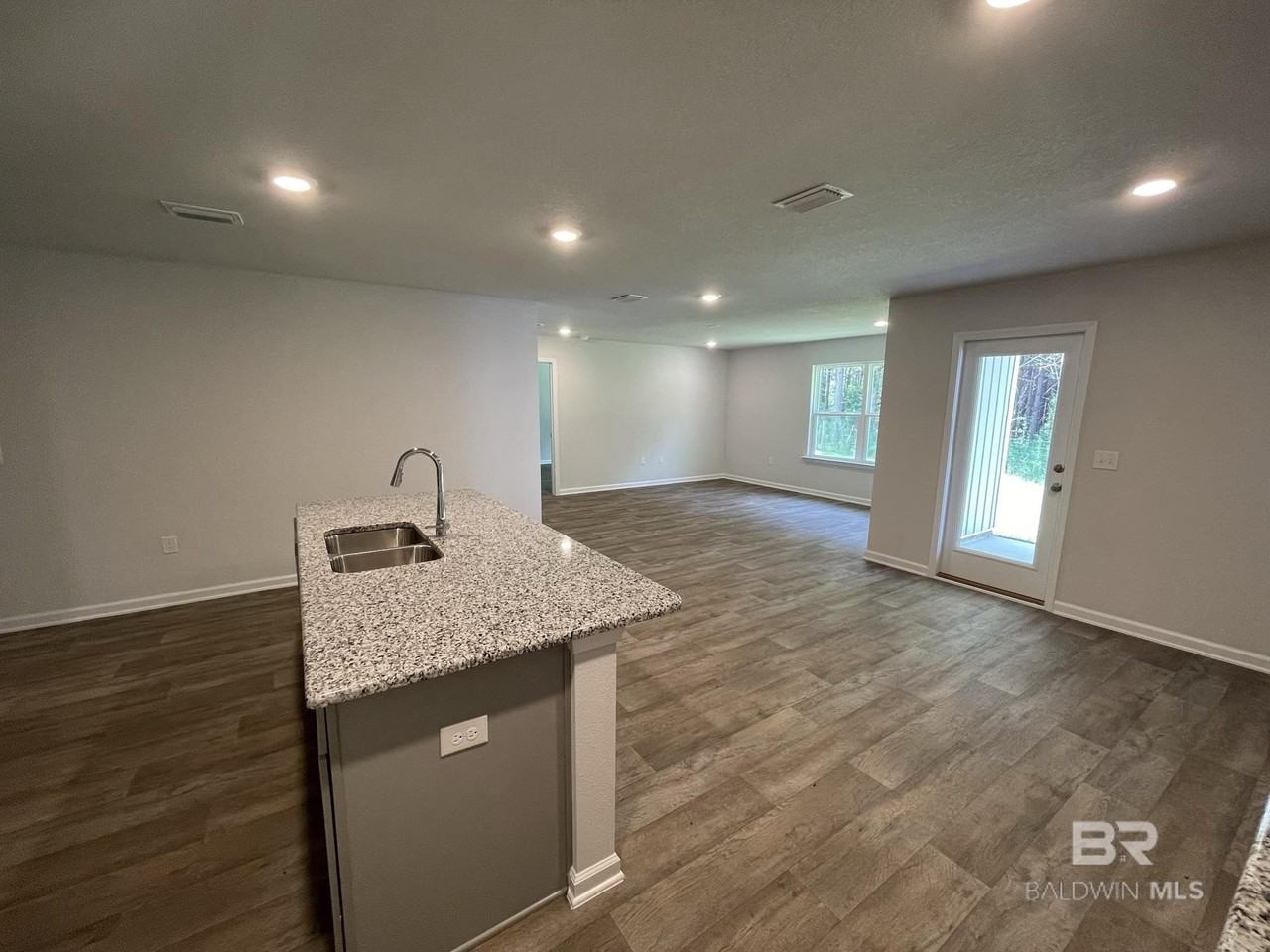 10415 Ruffian Rte - Photo 3 of 18