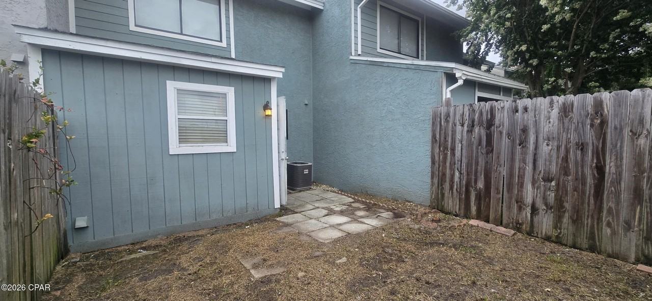 3910 Venetian Cir - Photo 6 of 8