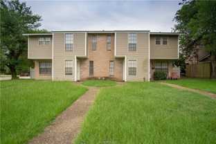 1801 Woodsman Dr #D - Photo 1 of 1