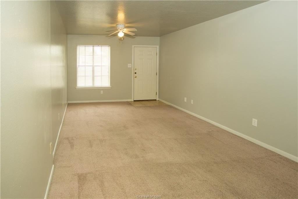 1801 Woodsman Dr #D - Photo 2 of 21