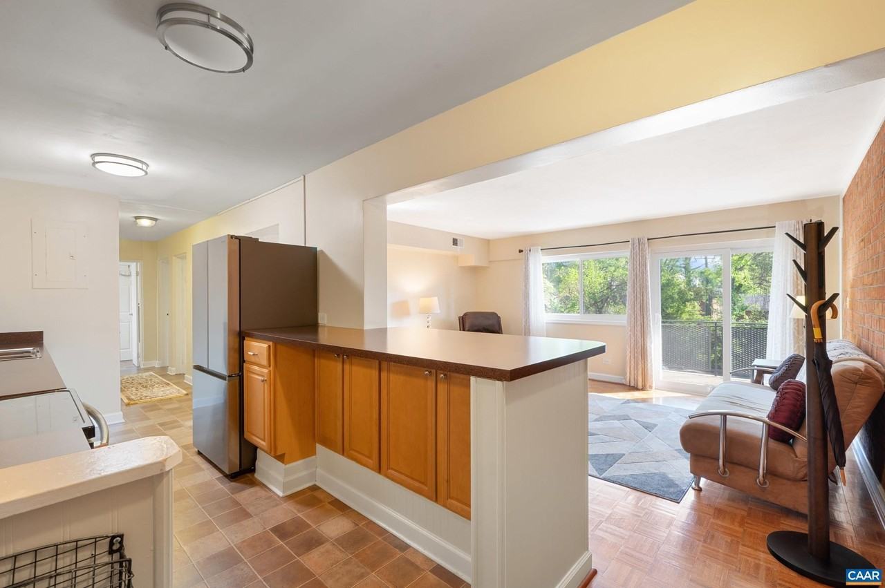 1800 Jefferson Park Ave #54 - Photo 6 of 30