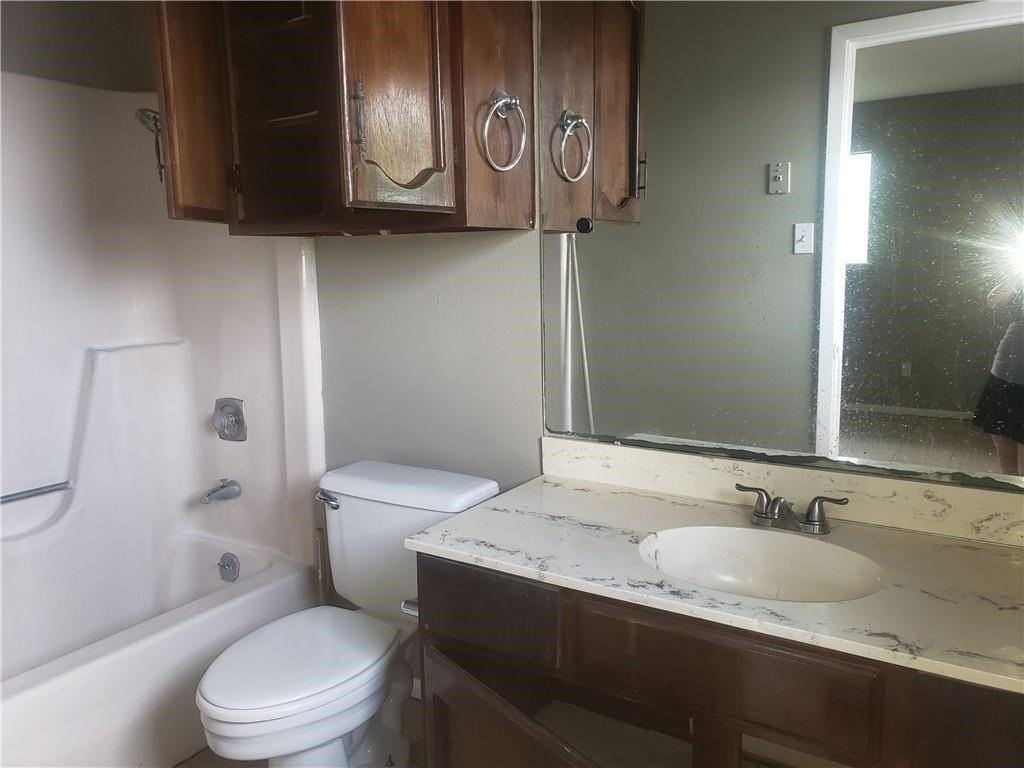 5057 Meandering Ln #C - Photo 7 of 9