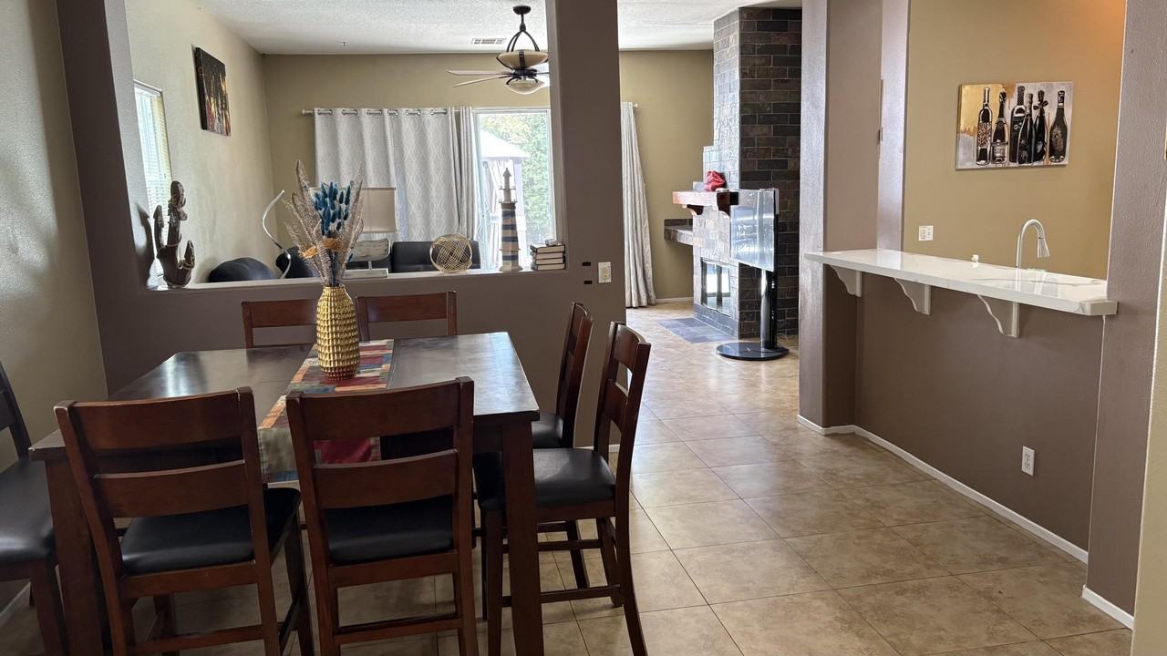 27875 Avenida Maravilla - Photo 2 of 17