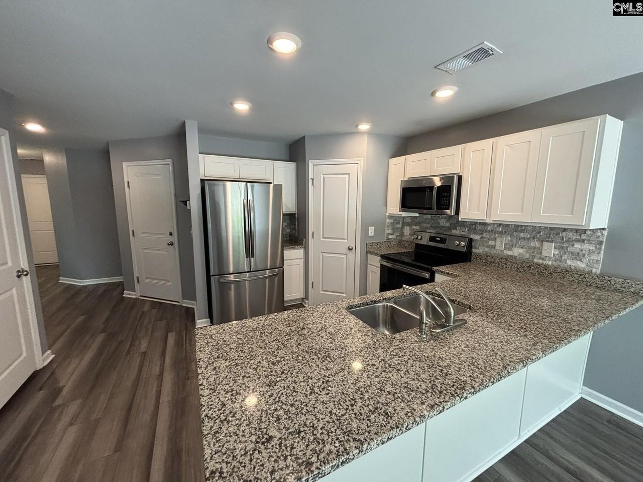 120 Kings Parish Ct - Photo 4 of 21