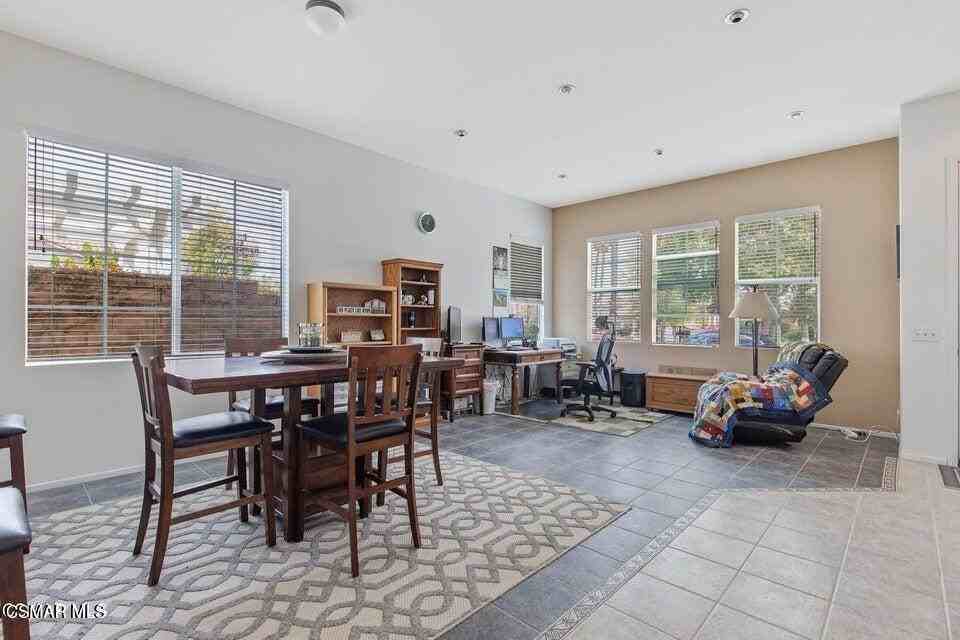 1477 Windmill Way - Photo 4 of 18