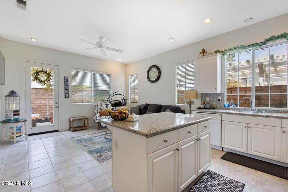 1477 Windmill Way - Photo 5 of 18