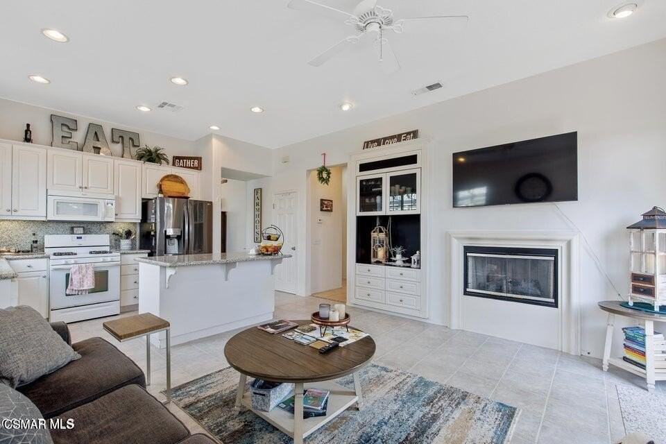 1477 Windmill Way - Photo 7 of 18