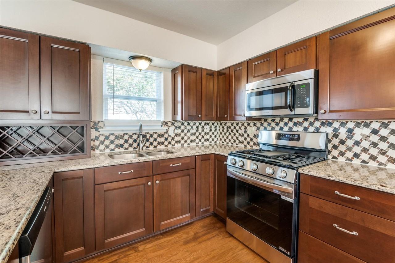 14423 Sunrose Ln #1 - Photo 3 of 20