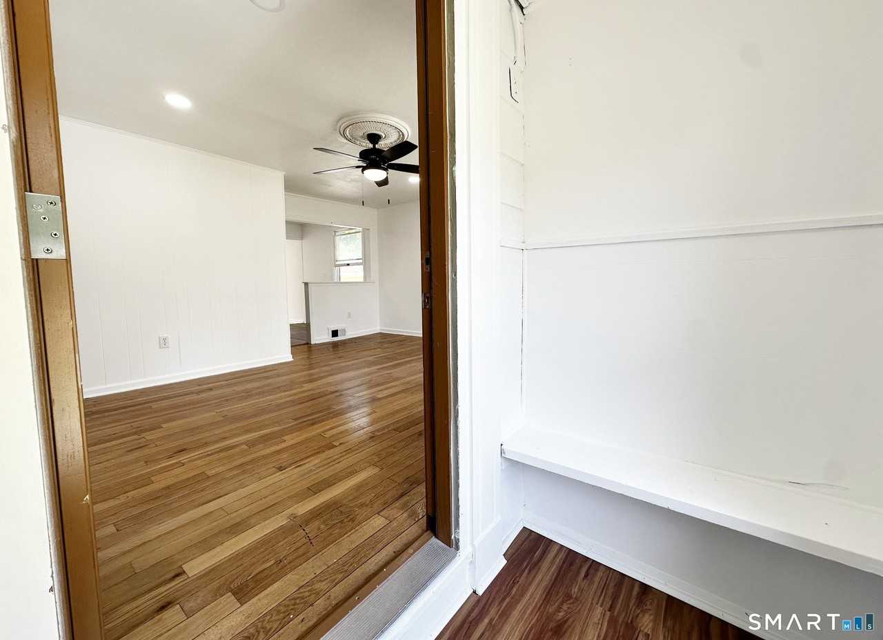 225 Battis Rd - Photo 3 of 23