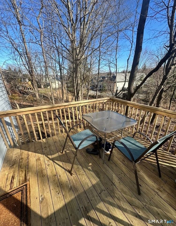 22 Lakeview St #B - Photo 3 of 15