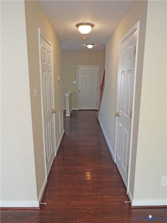 11485 Abbots Cross Ln - Photo 3 of 31