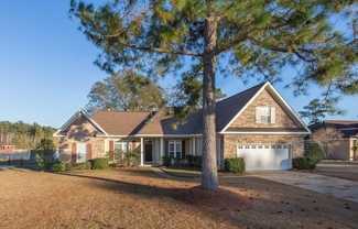 206 Lakeside Dr - Photo 1 of 1