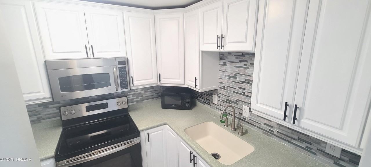 3051 S Atlantic Ave #1904 - Photo 7 of 39