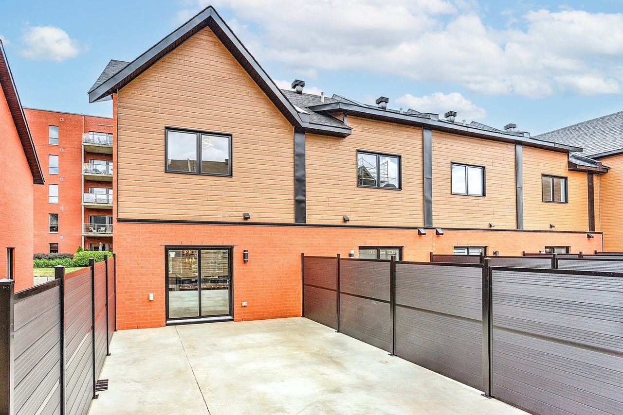 4750 Rue Des Francs-Bourgeois - Photo 2 of 31