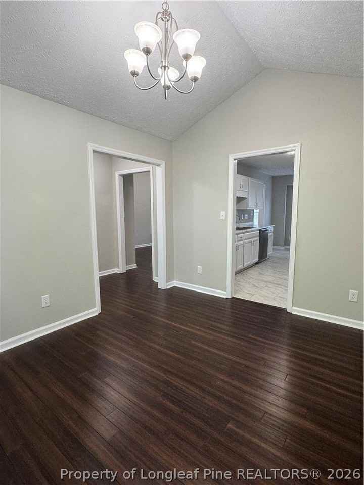 123 Cornwallis Ct - Photo 4 of 21