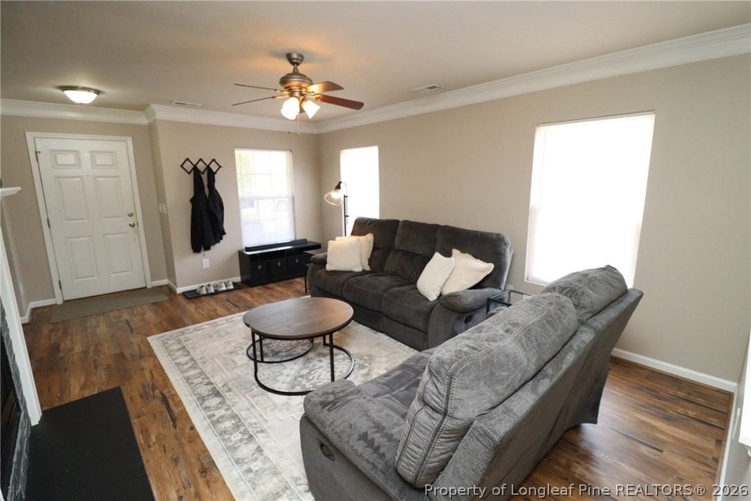 3600 Corydon Ct - Photo 5 of 36