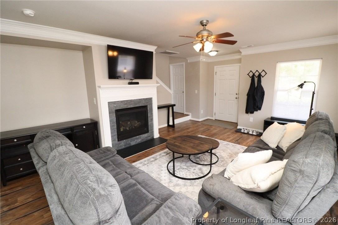 3600 Corydon Ct - Photo 7 of 36