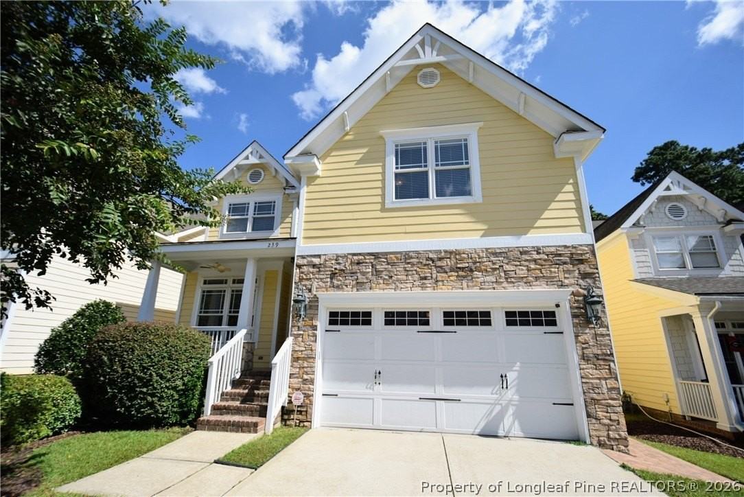 239 Blueridge Rd - Photo 2 of 31