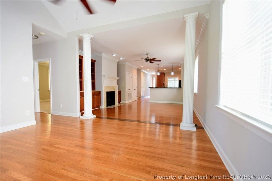 239 Blueridge Rd - Photo 4 of 31