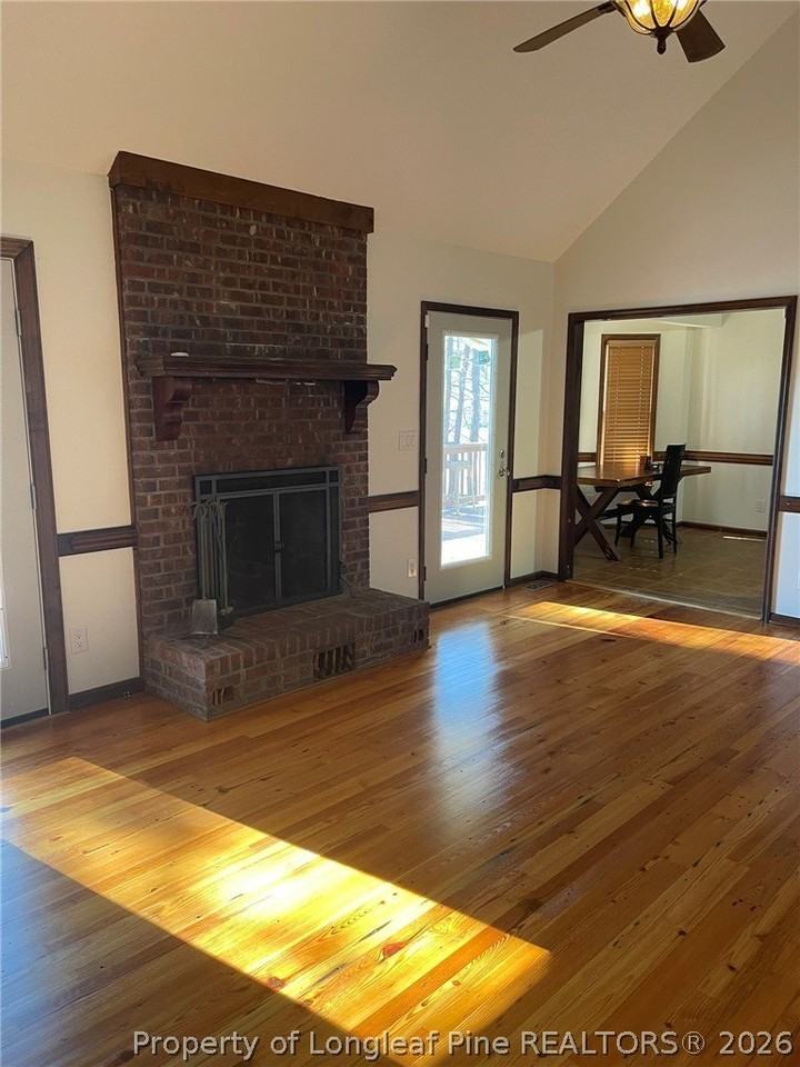 609 Georgetown Cir - Photo 7 of 36