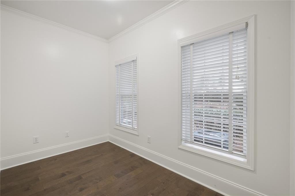 2603 Oglethorpe Cir Ne - Photo 6 of 47