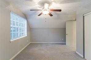 135 Barrington Dr E - Photo 6 of 15