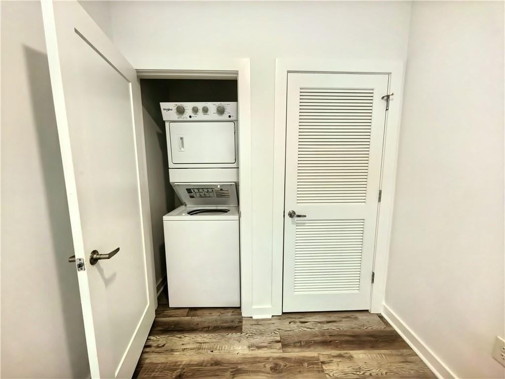 525 Parkway Dr #401 - Photo 3 of 30