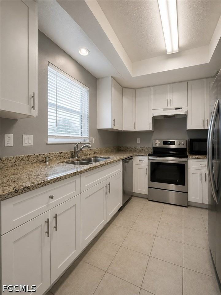 1107 Se 46th Ln #E - Photo 5 of 10