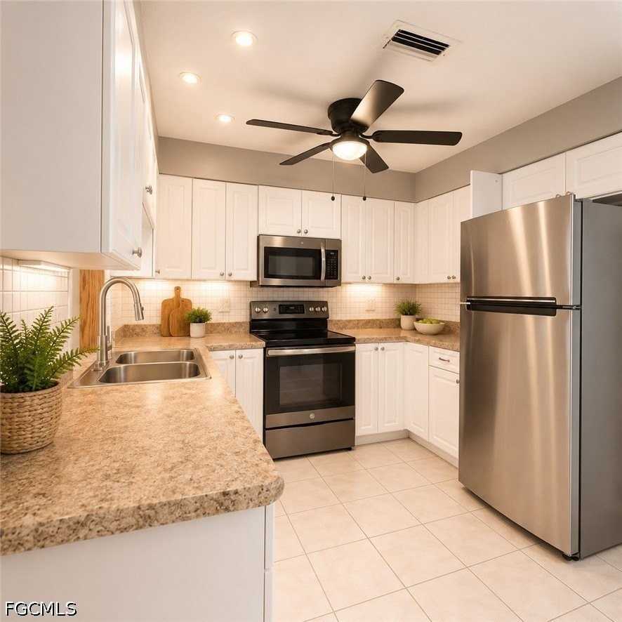 11430 Alligator St - Photo 4 of 13