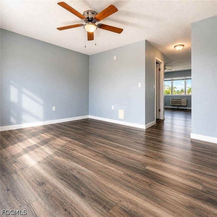 3817 Del Prado Blvd S #205 - Photo 3 of 9