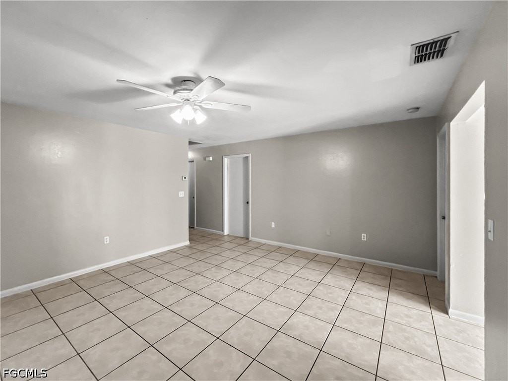 2704 Owen Ave - Photo 6 of 34