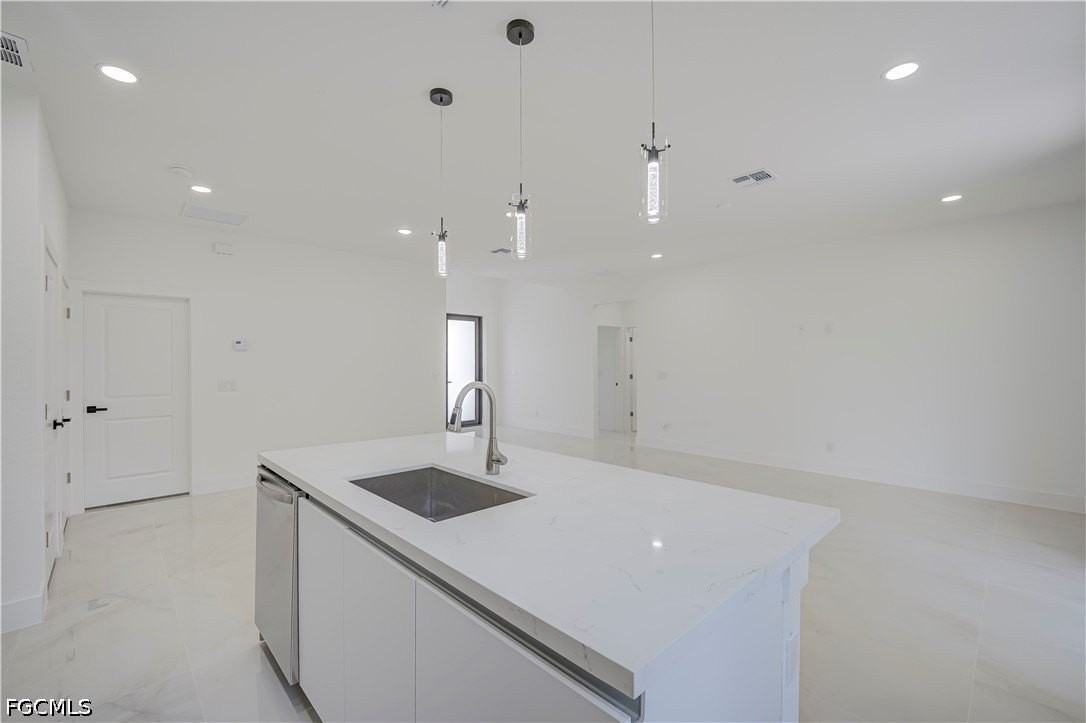 3213 51st St W - Photo 7 of 22
