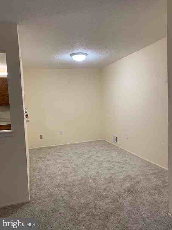 57 Juniper Way - Photo 6 of 11