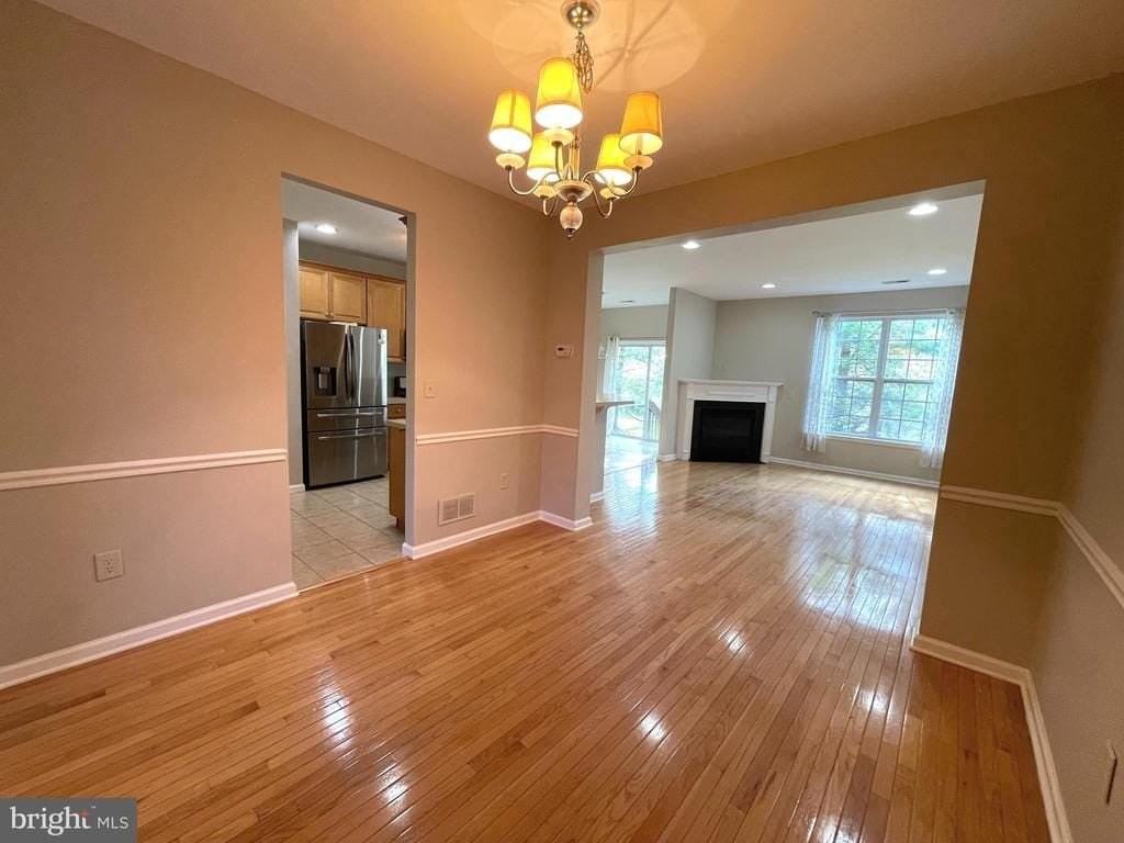 36 Hoover Ave - Photo 5 of 22