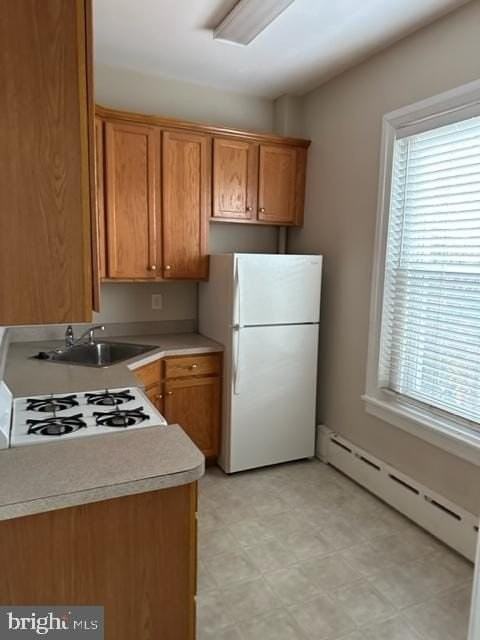319 S Church St - Photo 3 of 10
