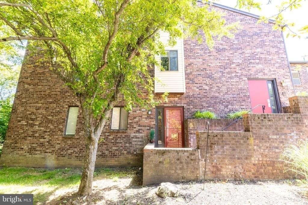 504 Mountainview Dr #504 - Photo 2 of 28