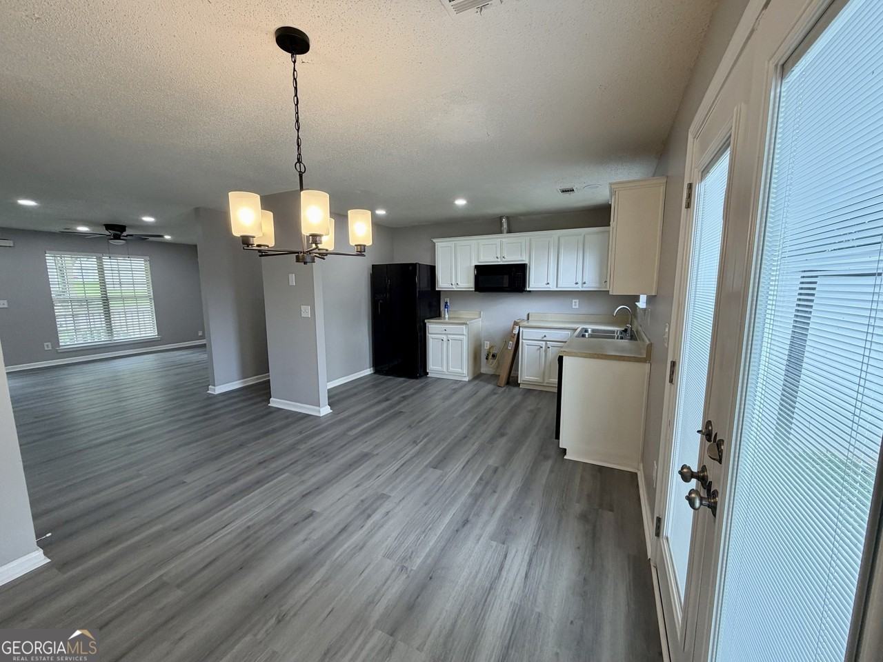 3354 Waggoner Ln - Photo 7 of 17