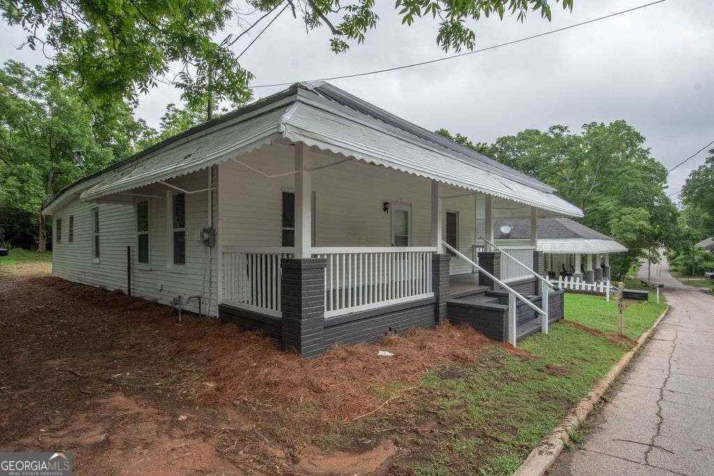 903 Georgia Ave - Photo 3 of 24
