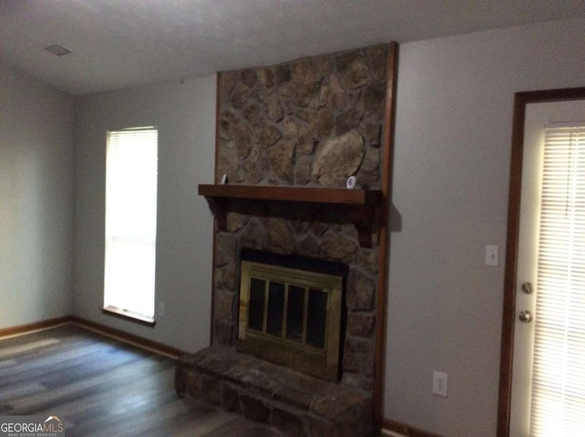 104 Richard Way - Photo 4 of 15
