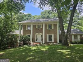 featured image of 615 Kings Rd