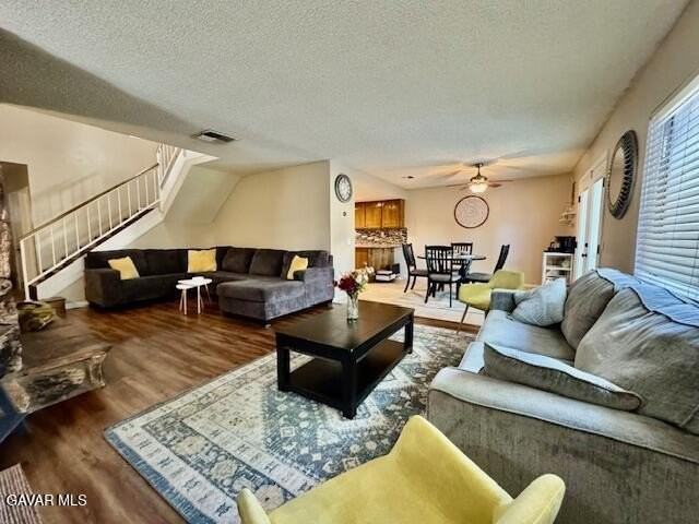 40040 Bluebird Ln - Photo 2 of 42